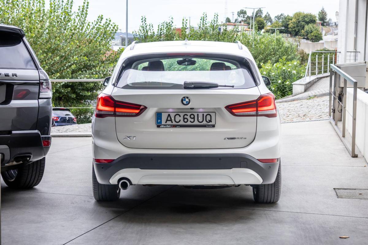 bmw-x1-2020-hibrido-a-gasolina-1499cc