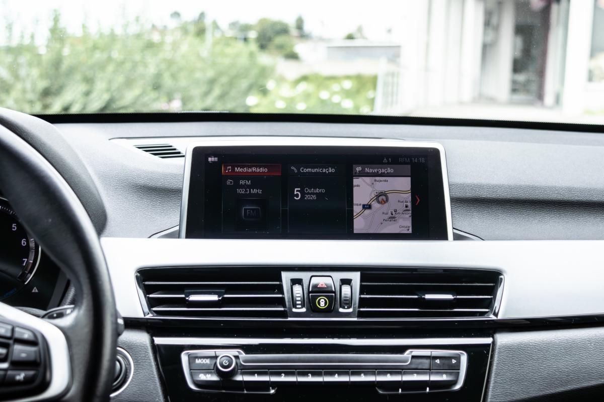 bmw-x1-2020-hibrido-a-gasolina-1499cc