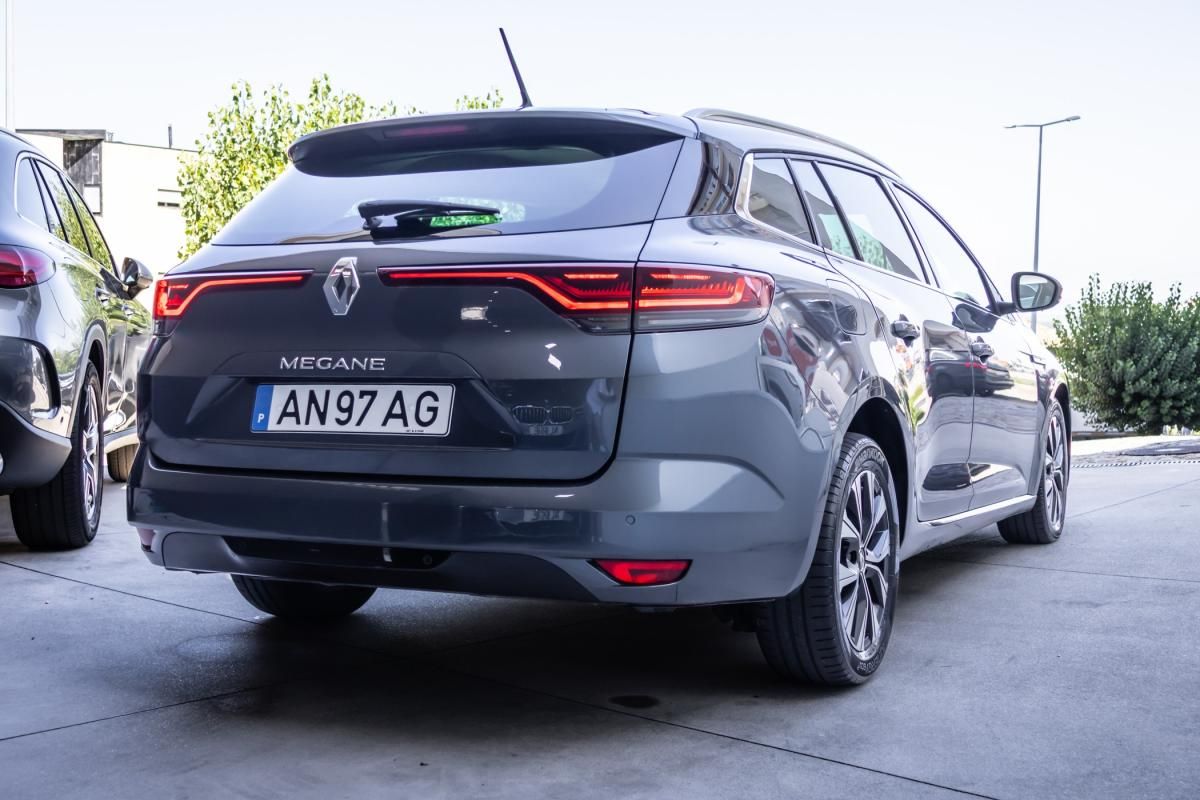 renault-megane-sport-tourer-2021-diesel-1461cc