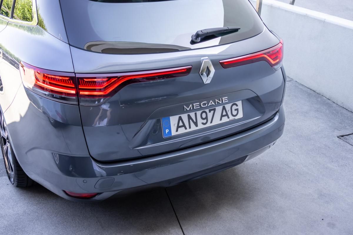 renault-megane-sport-tourer-2021-diesel-1461cc