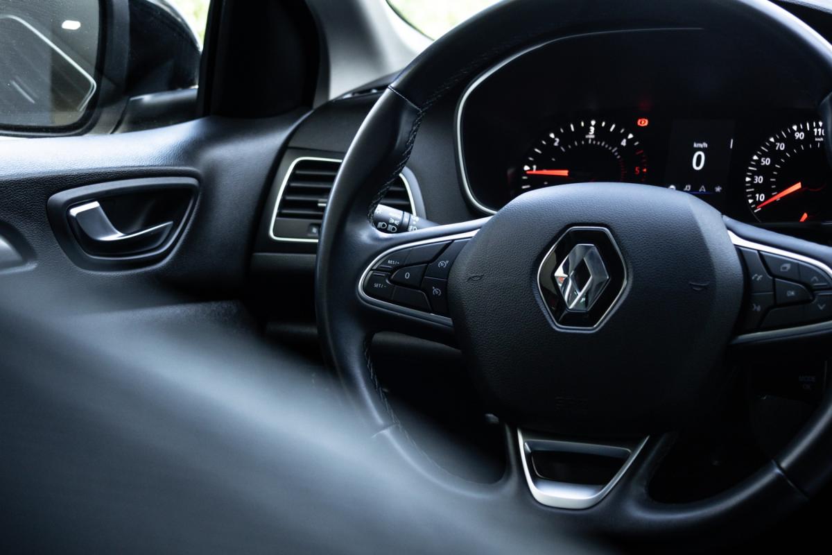 renault-megane-sport-tourer-2021-diesel-1461cc