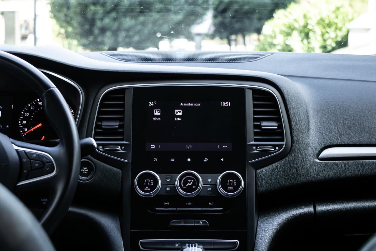 renault-megane-sport-tourer-2021-diesel-1461cc