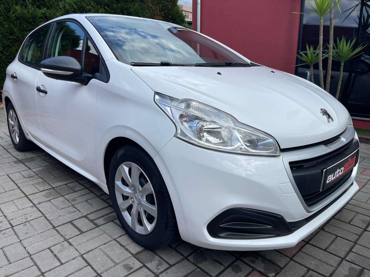 peugeot-208-2017-diesel-1560cc