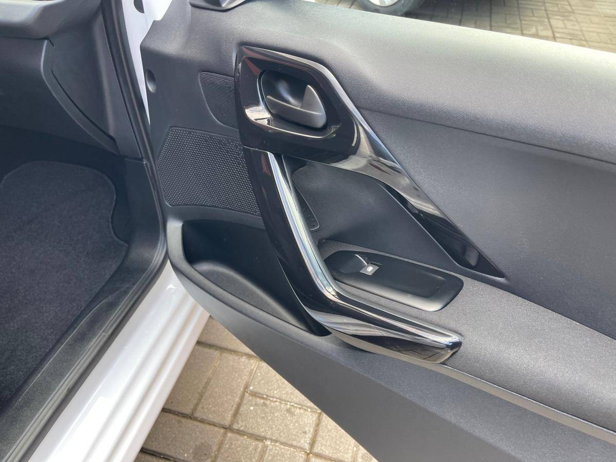 peugeot-208-2017-diesel-1560cc