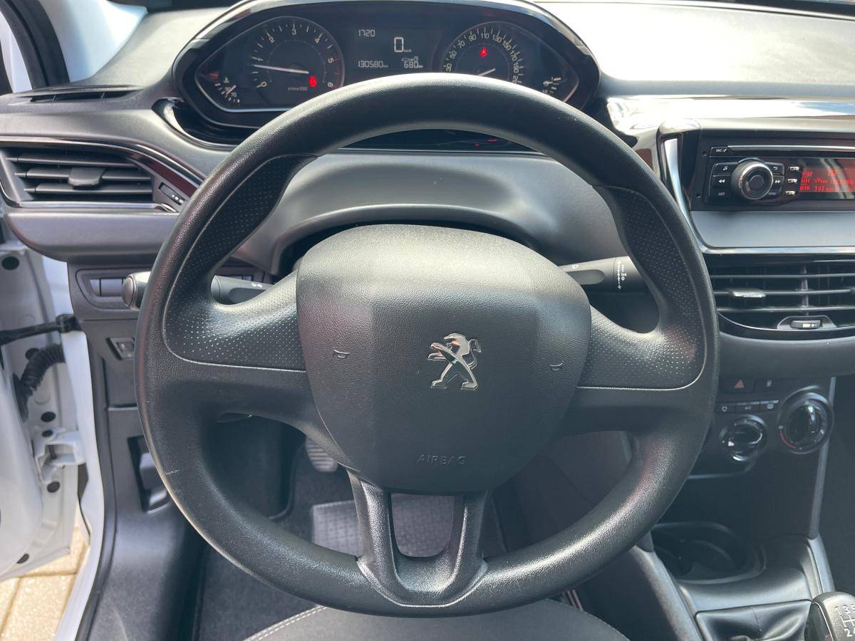 peugeot-208-2017-diesel-1560cc