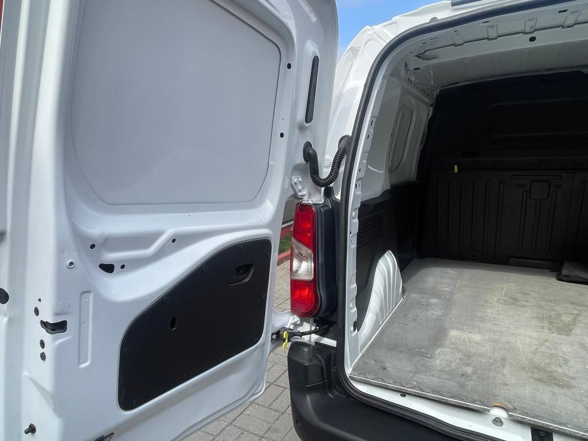 peugeot-partner-2019-diesel-1560cc