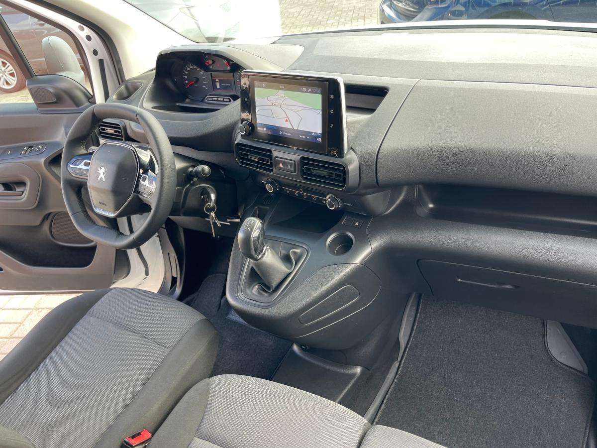 peugeot-partner-2019-diesel-1560cc
