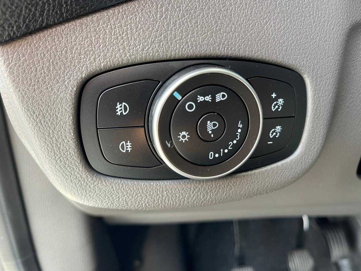 ford-transit-connect-2020-diesel-1499cc