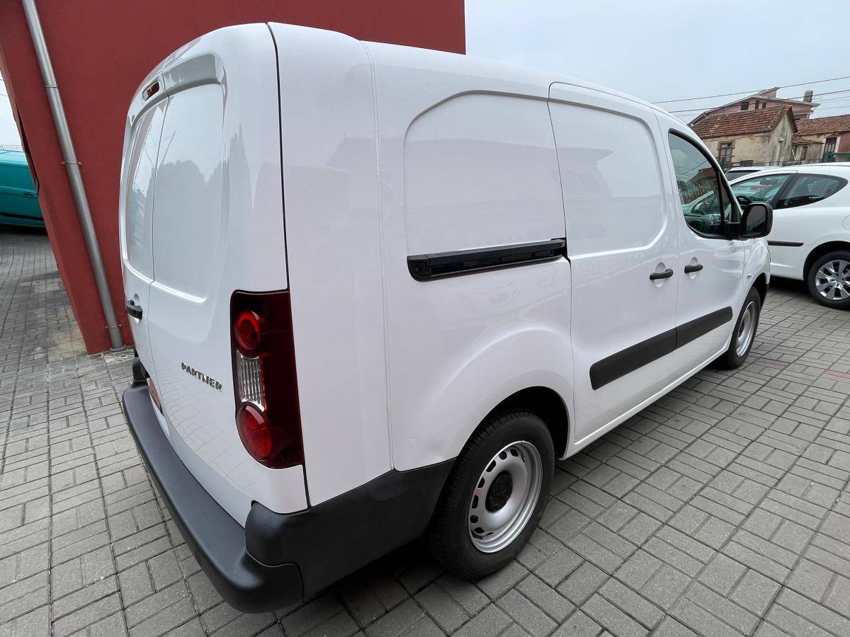 peugeot-partner-2017-diesel-1560cc