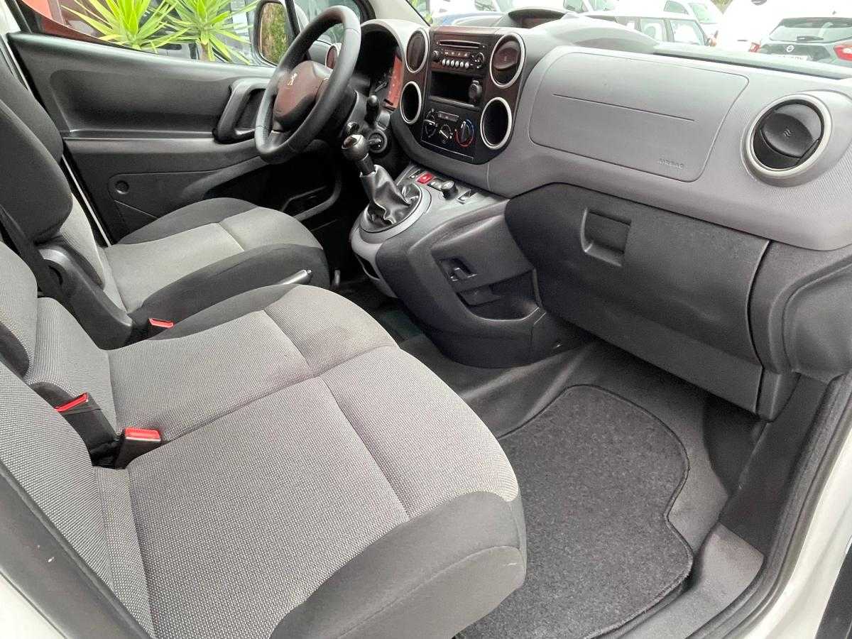 peugeot-partner-2017-diesel-1560cc
