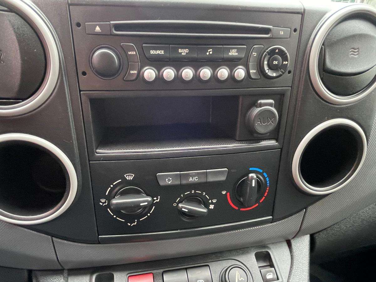 peugeot-partner-2017-diesel-1560cc