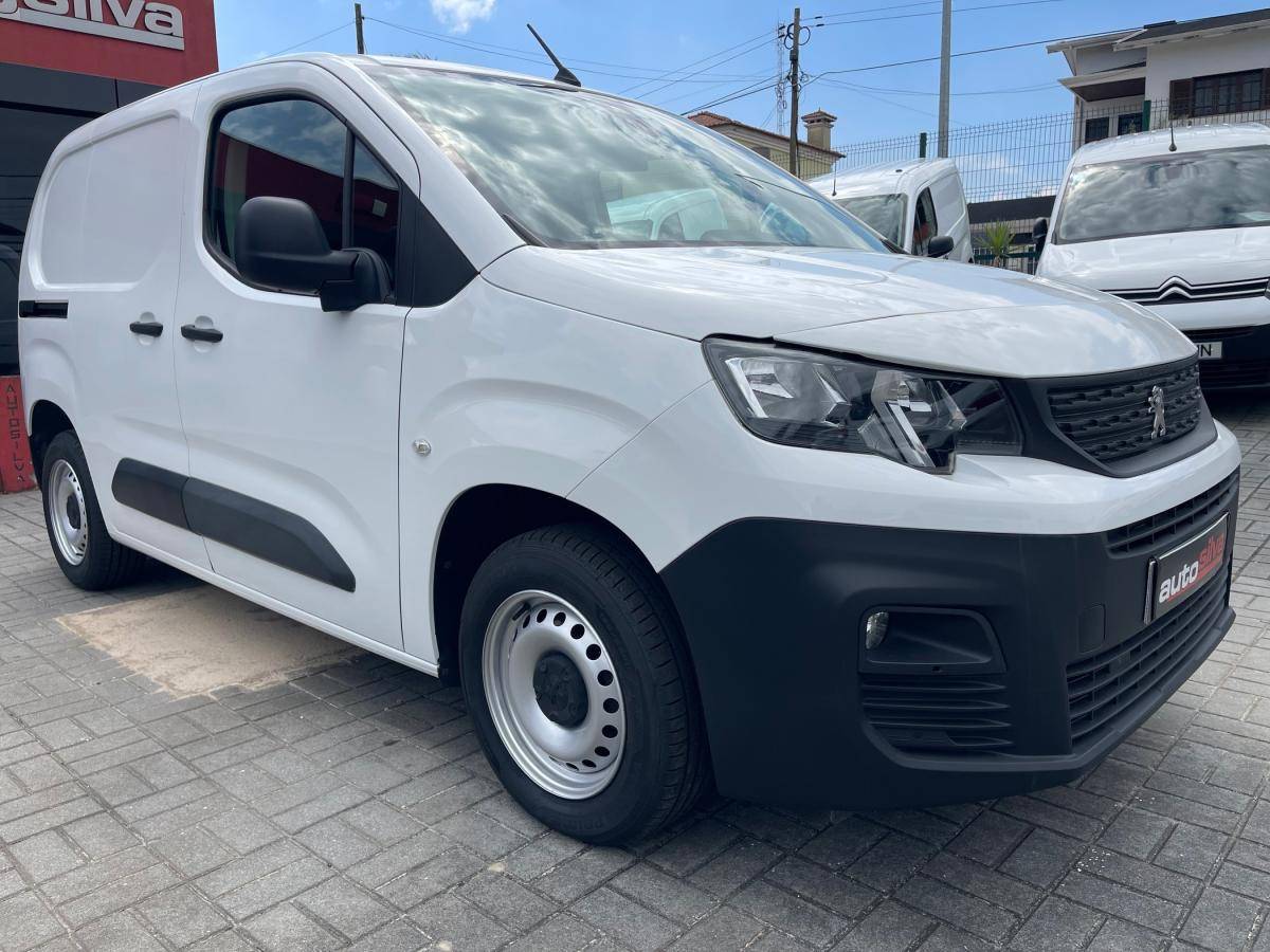 peugeot-partner-2019-diesel-1560cc