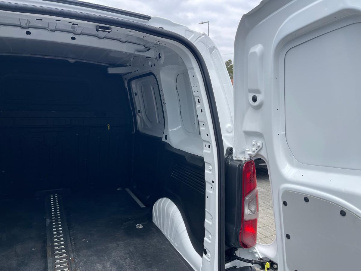 peugeot-partner-2019-diesel-1560cc