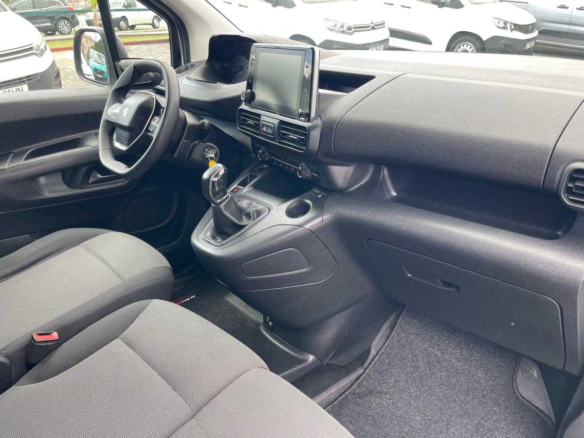 peugeot-partner-2019-diesel-1560cc