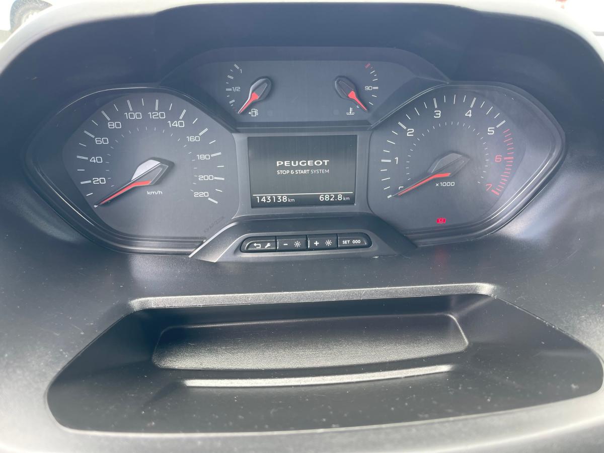 peugeot-partner-2019-diesel-1560cc