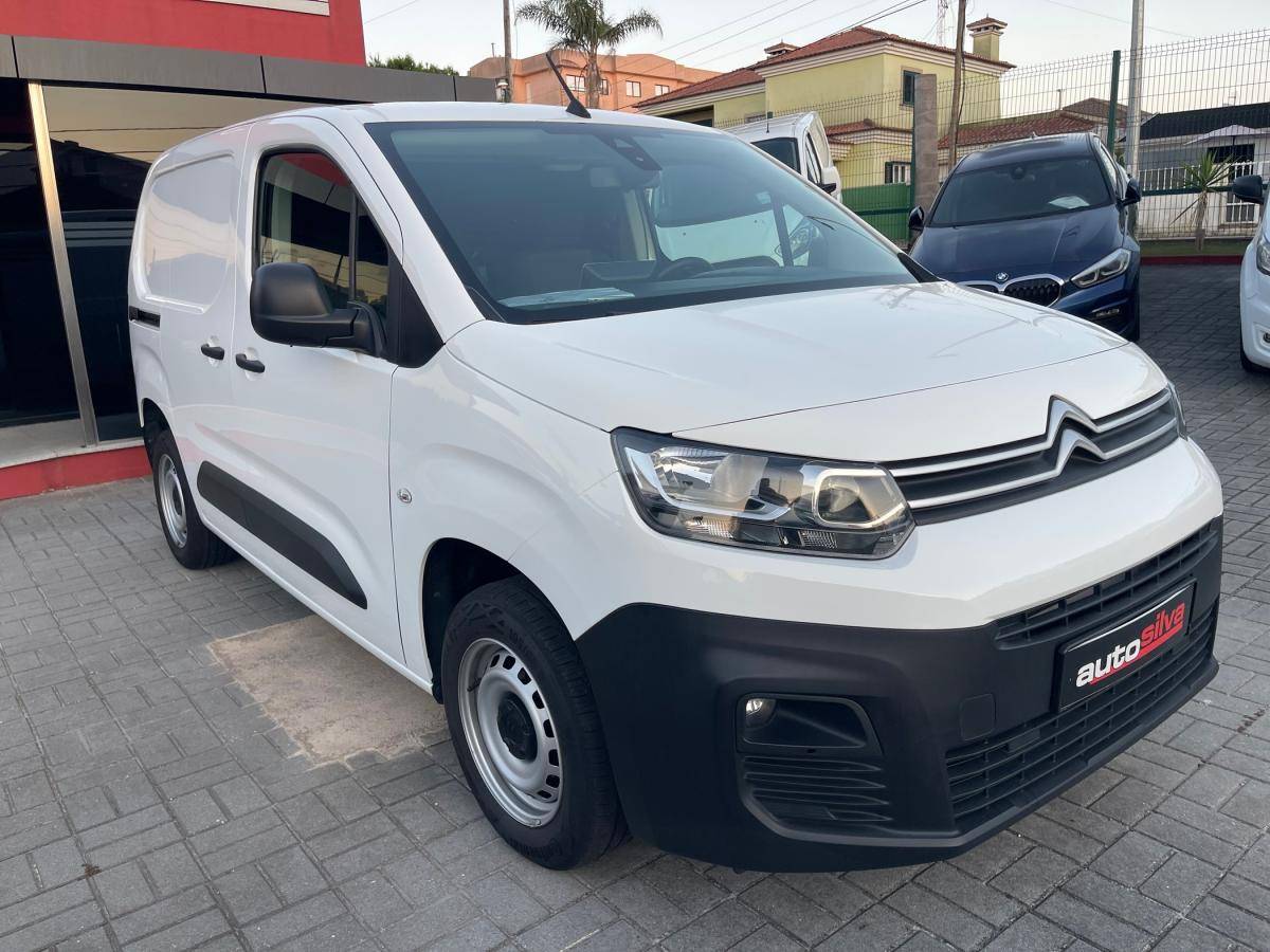 citroen-berlingo-2022-diesel-1499cc