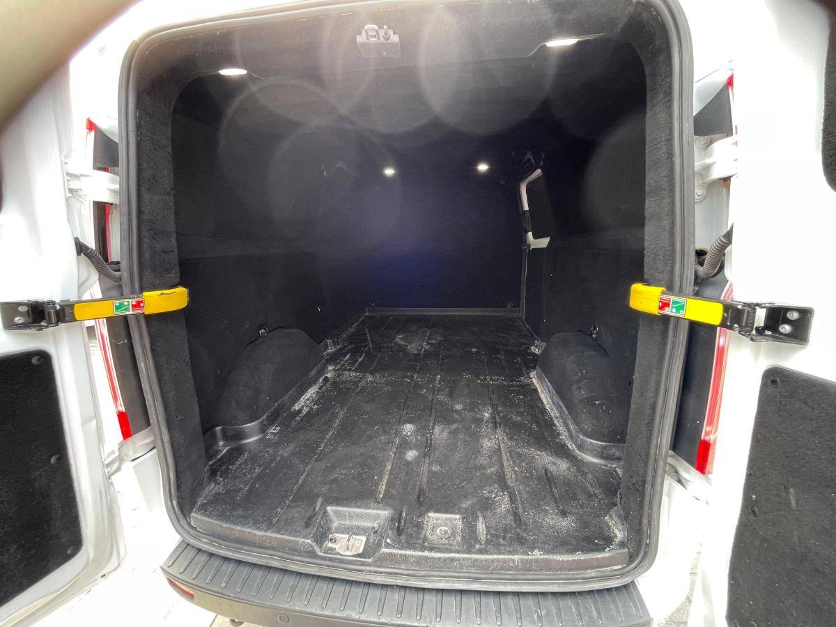ford-transit-custom-2022-diesel-1995cc