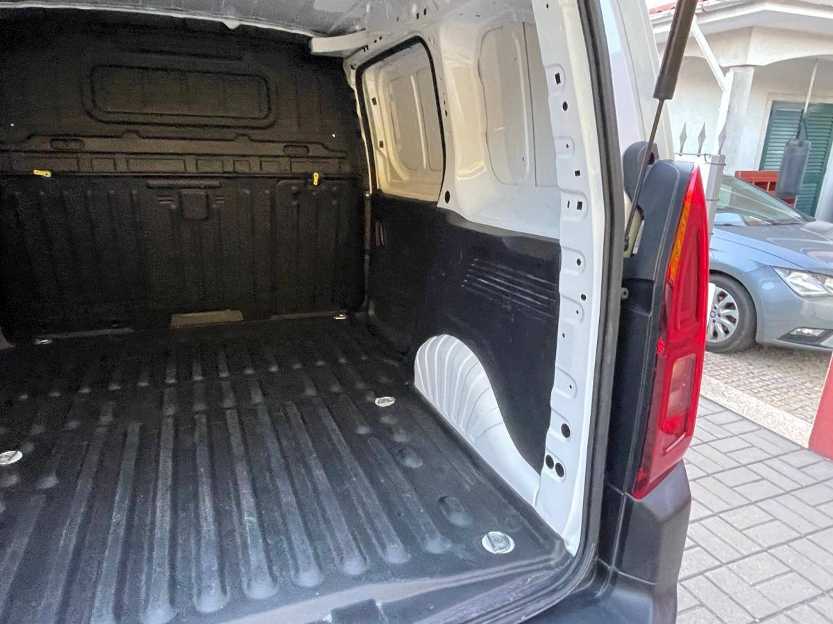 opel-combo-2021-diesel-1499cc