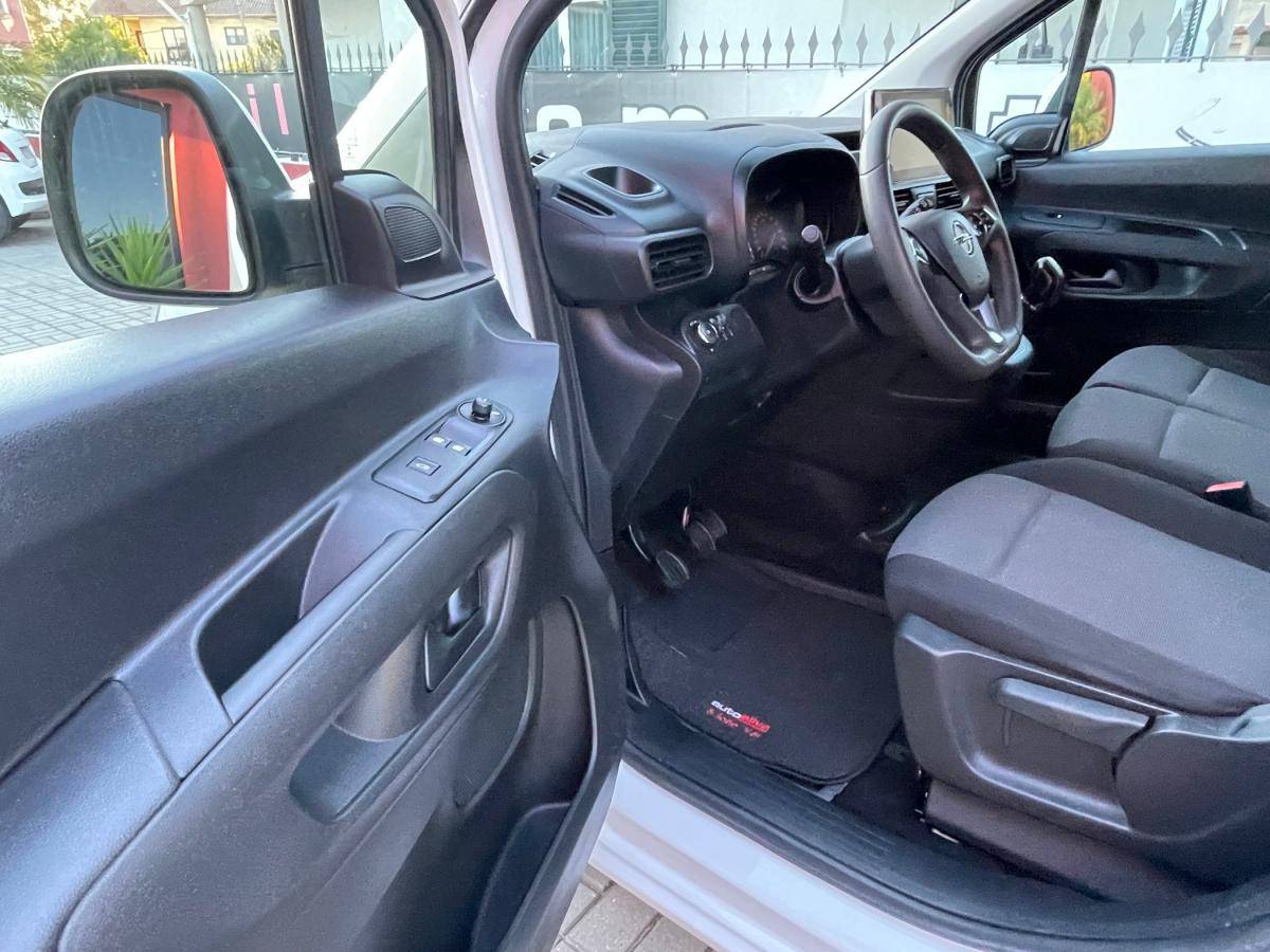 opel-combo-2021-diesel-1499cc