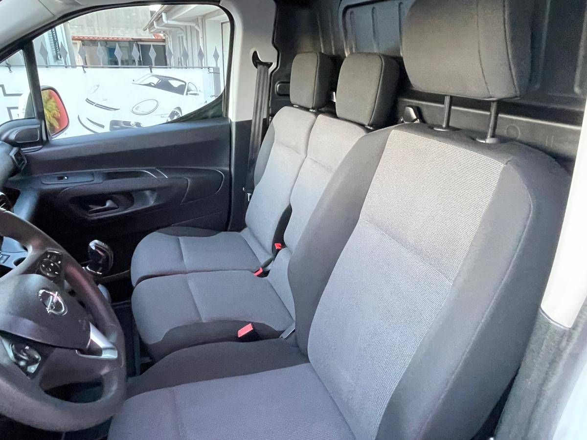 opel-combo-2021-diesel-1499cc