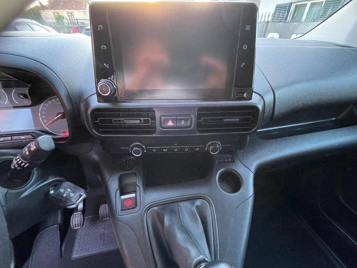 opel-combo-2021-diesel-1499cc