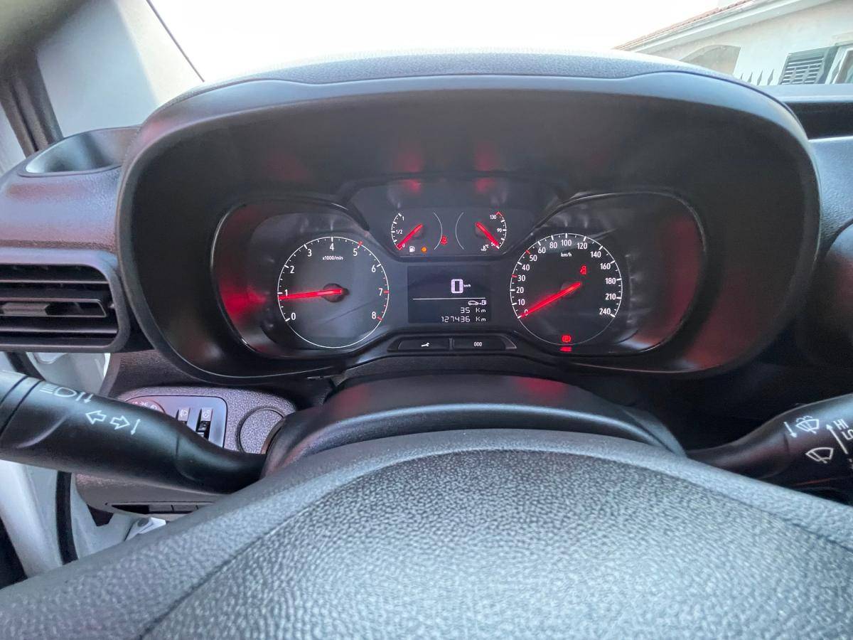 opel-combo-2021-diesel-1499cc