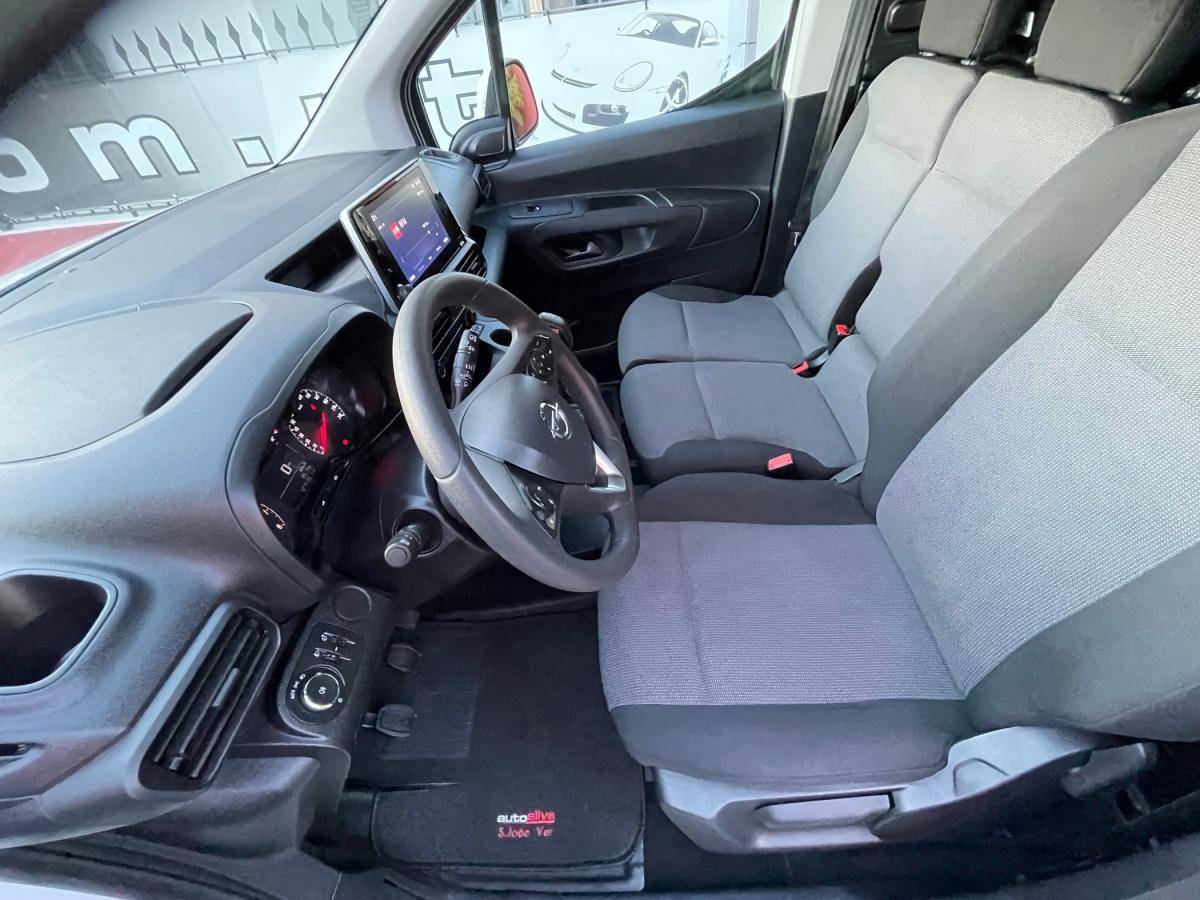 opel-combo-2021-diesel-1499cc