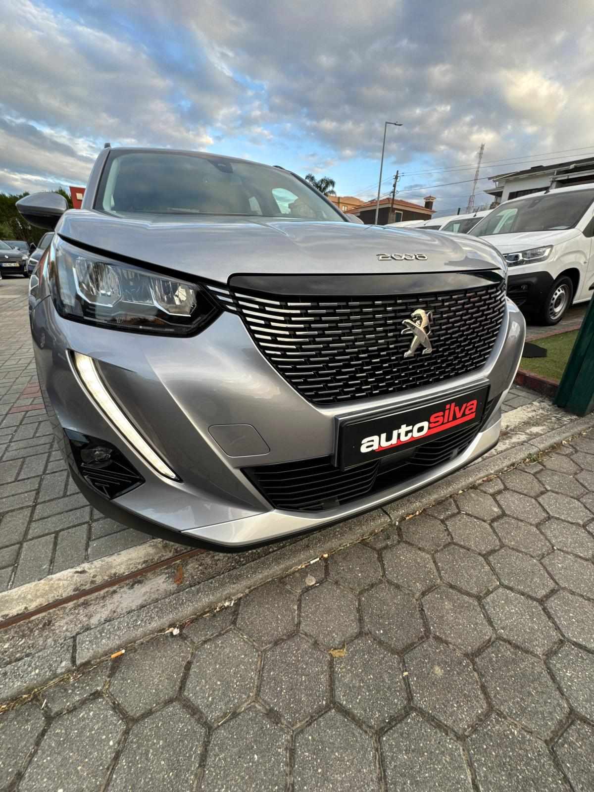 peugeot-2008-2020-gasolina-1199cc