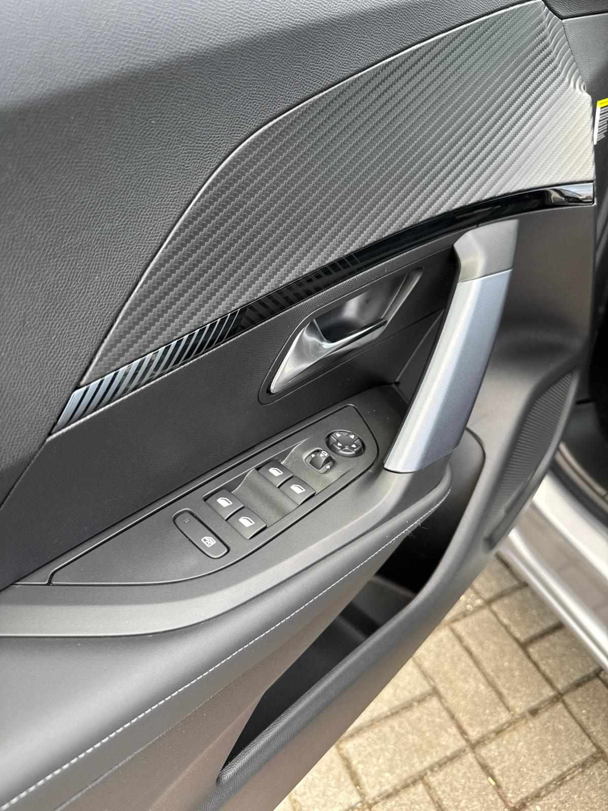 peugeot-2008-2020-gasolina-1199cc