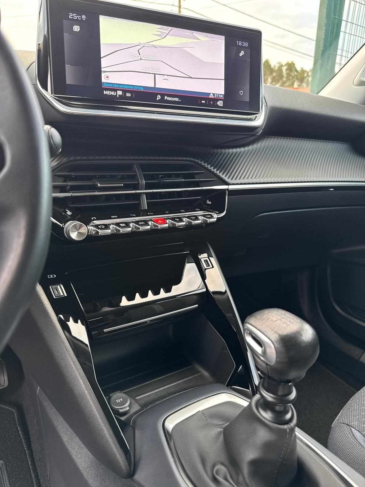peugeot-2008-2020-gasolina-1199cc