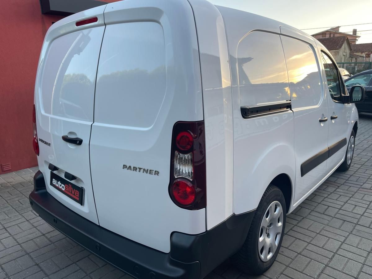 peugeot-partner-2017-diesel-1560cc