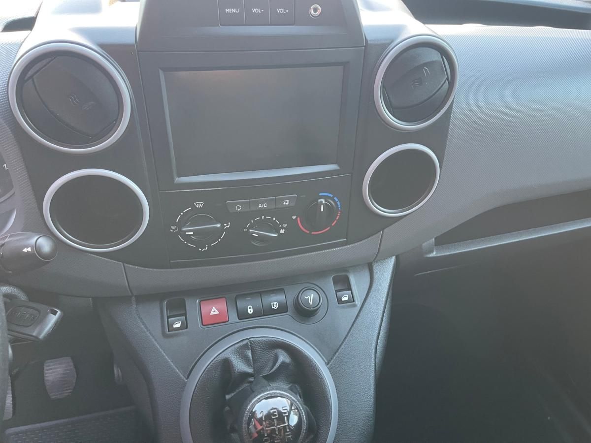 peugeot-partner-2017-diesel-1560cc