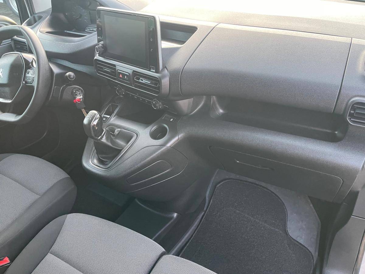 peugeot-partner-2019-diesel-1560cc
