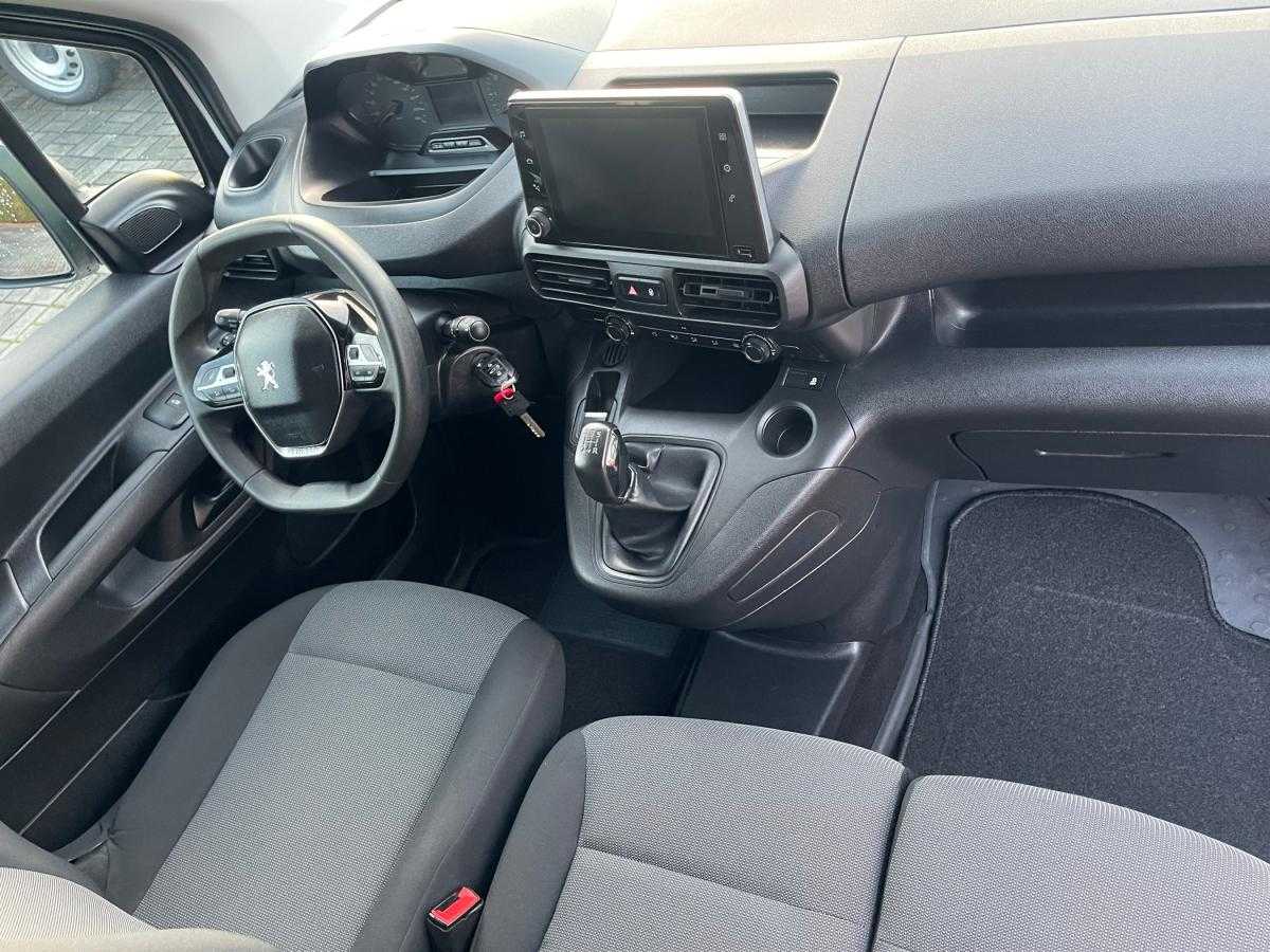 peugeot-partner-2019-diesel-1560cc
