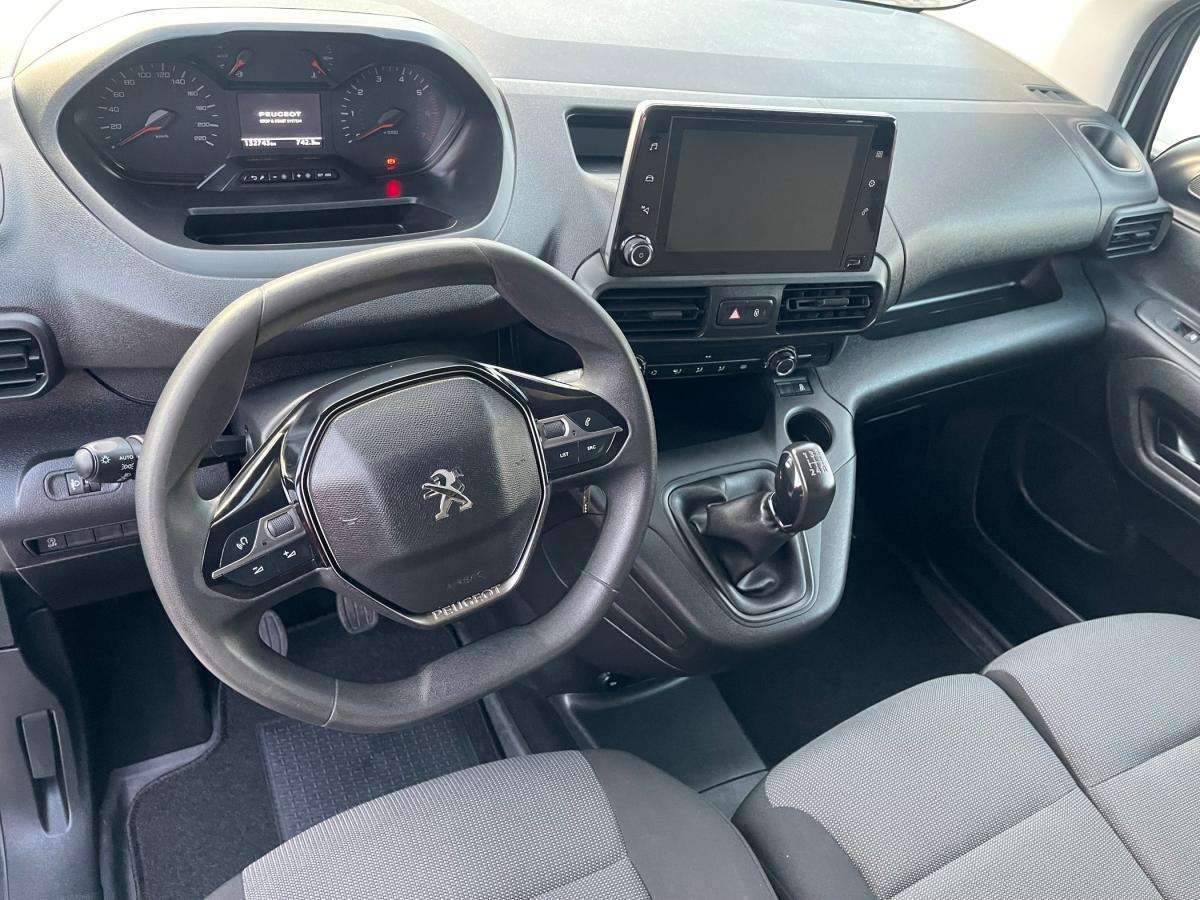 peugeot-partner-2019-diesel-1560cc