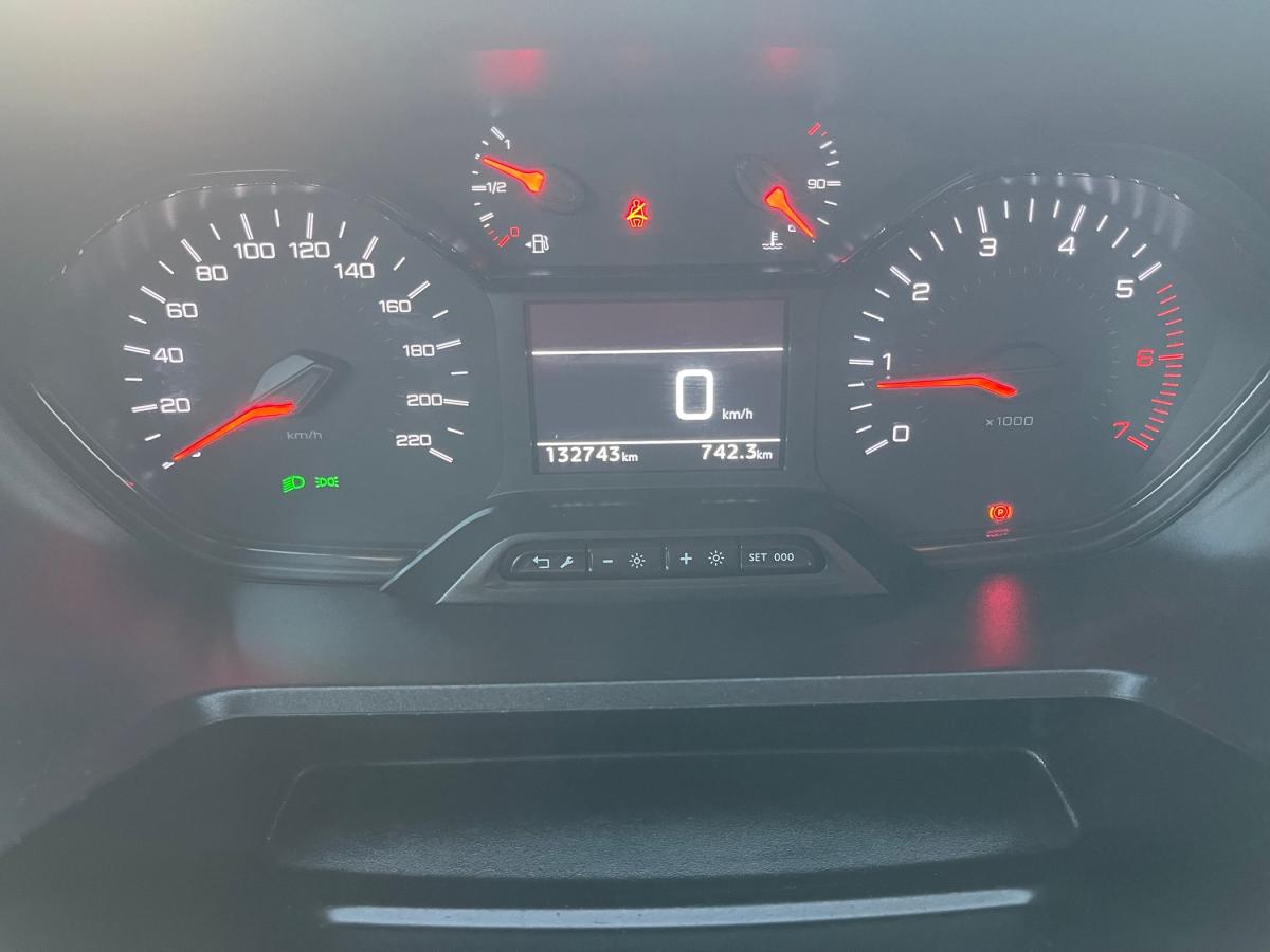 peugeot-partner-2019-diesel-1560cc