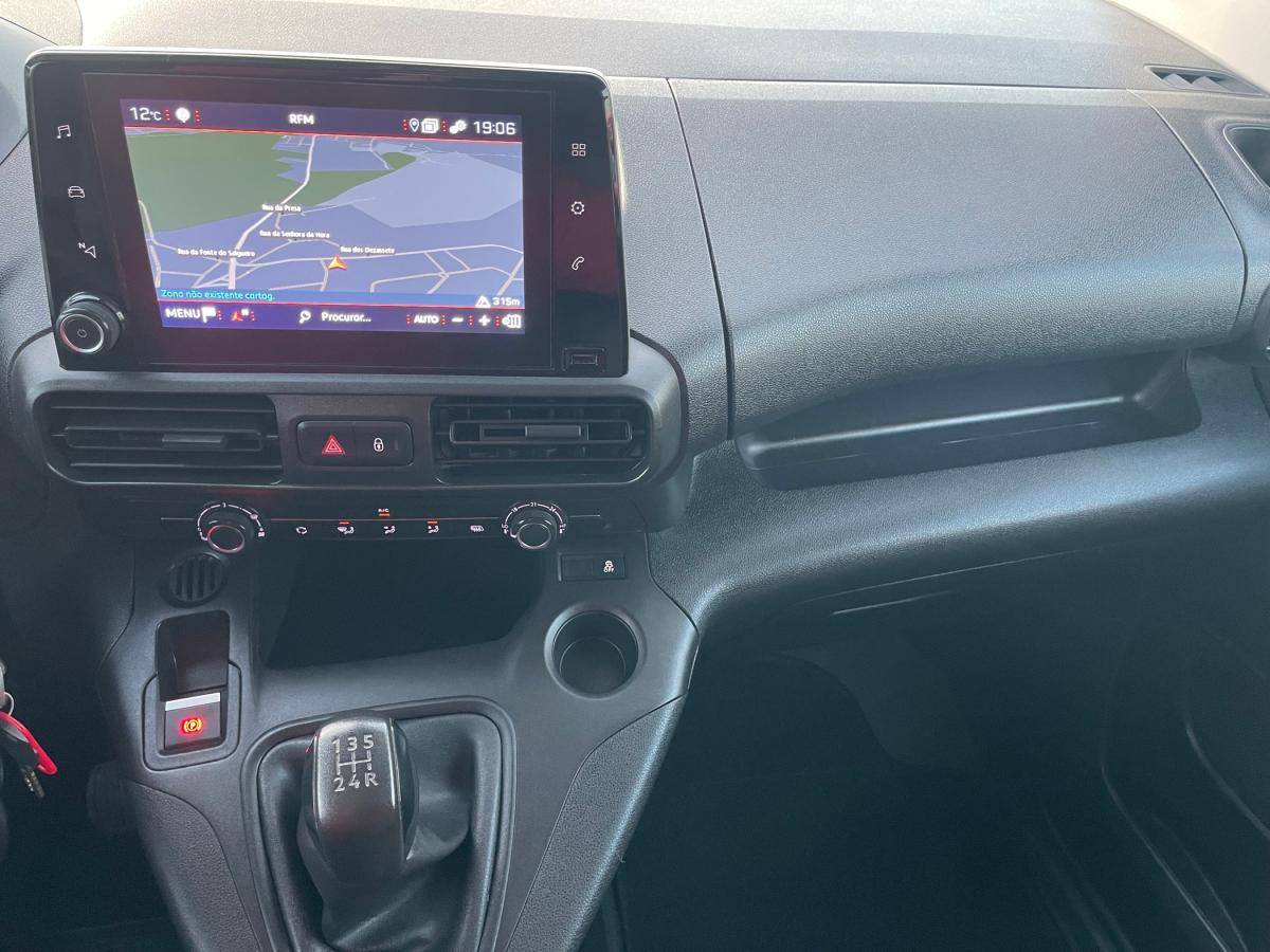 peugeot-partner-2019-diesel-1560cc