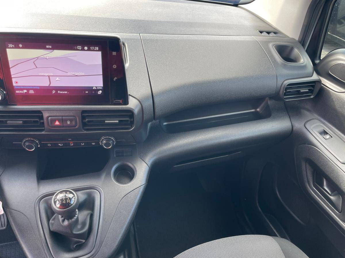 opel-combo-2021-diesel-1499cc