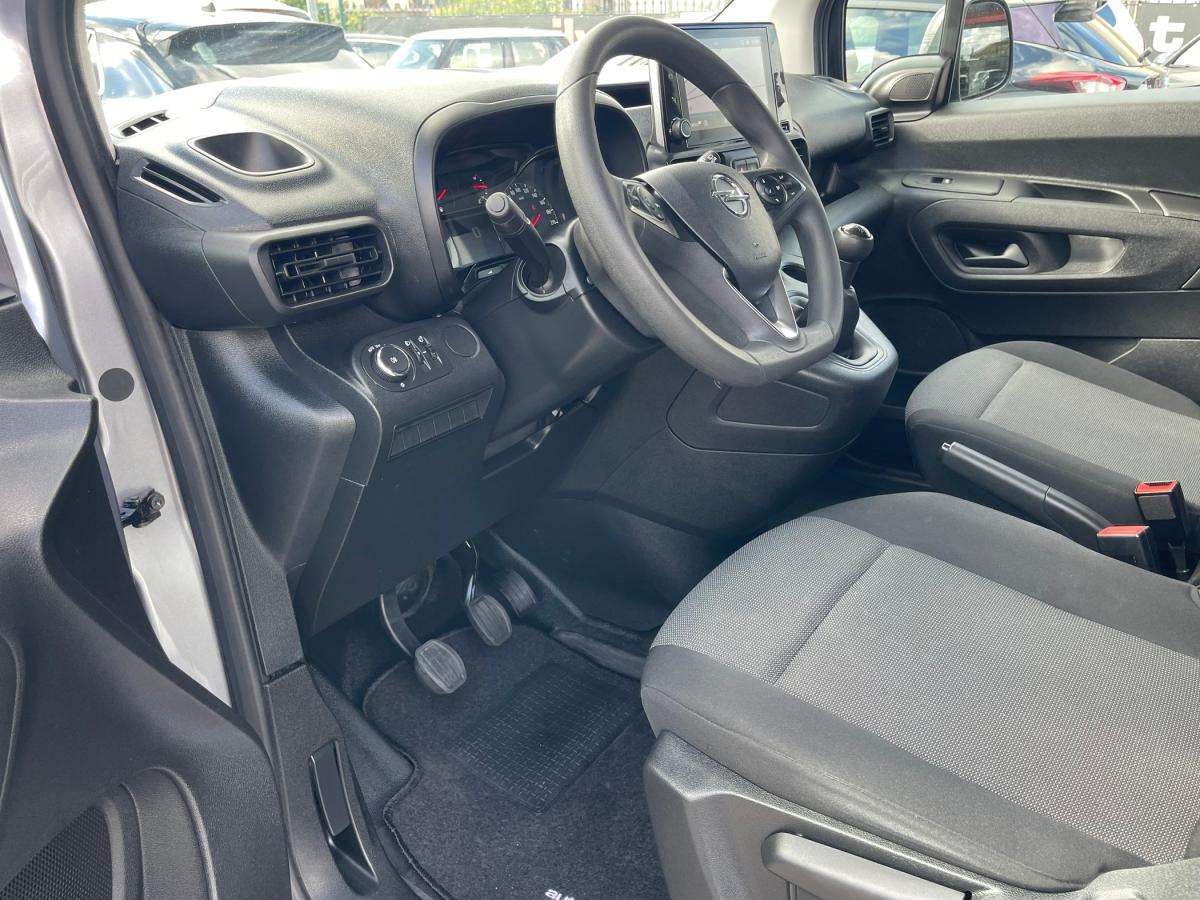 opel-combo-2021-diesel-1499cc