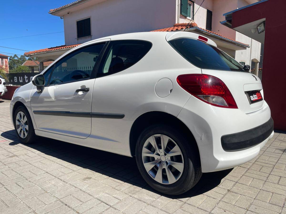 peugeot-207-2009-diesel-1398cc