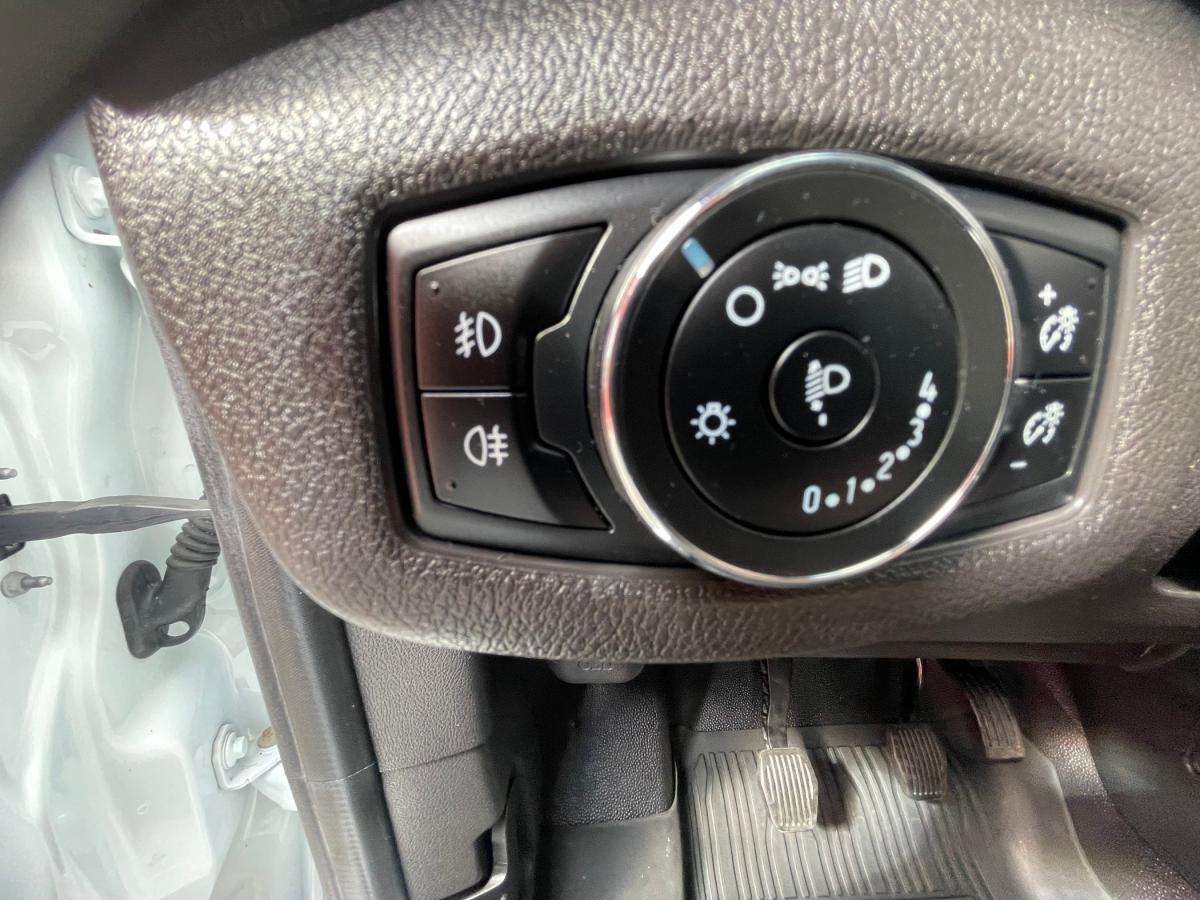 ford-transit-connect-2017-diesel-1499cc