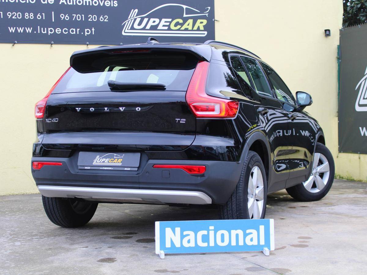 volvo-xc40-2023-gasolina-1477cc