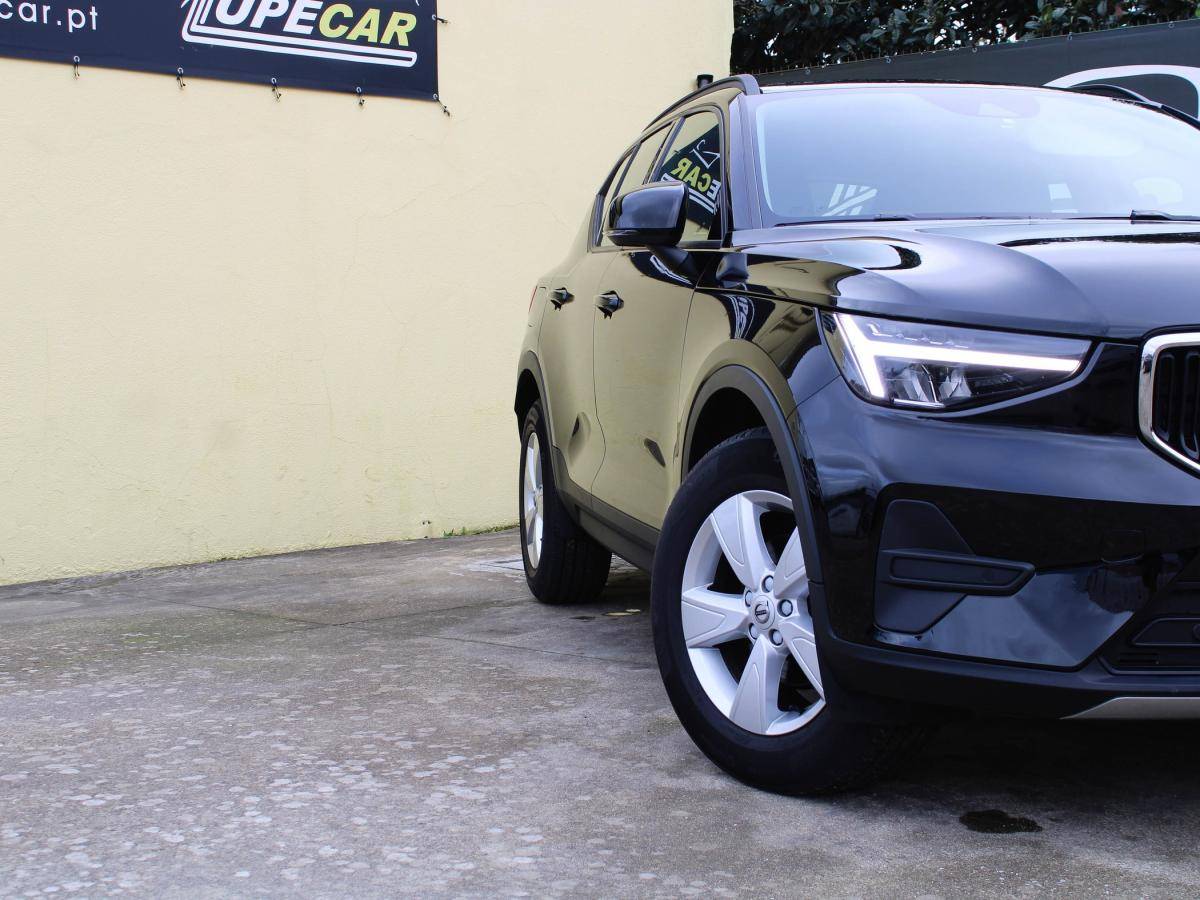 volvo-xc40-2023-gasolina-1477cc