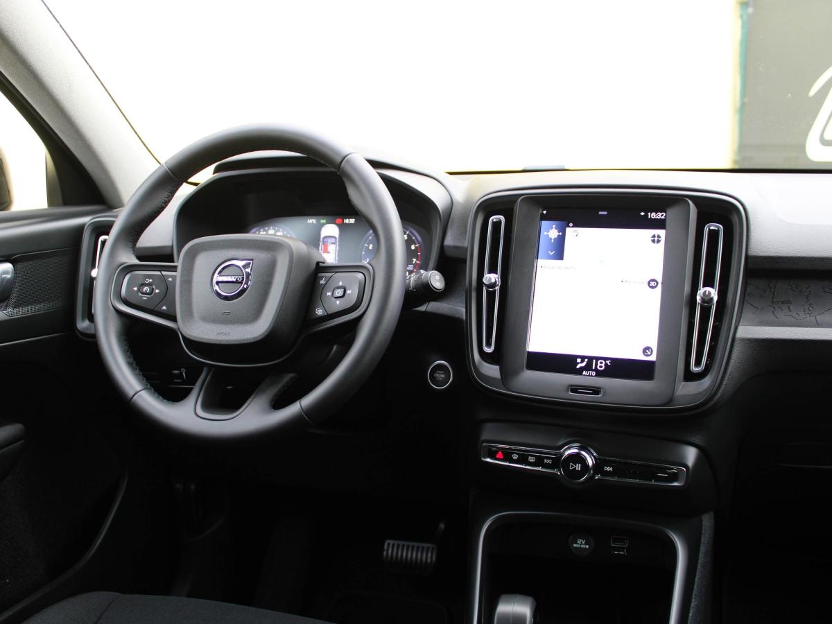 volvo-xc40-2023-gasolina-1477cc