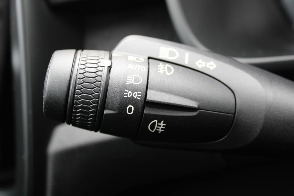 volvo-xc40-2023-gasolina-1477cc