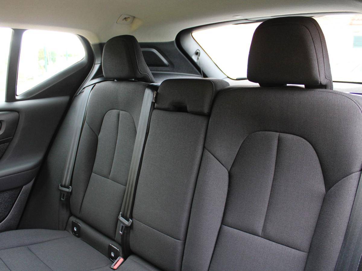 volvo-xc40-2023-gasolina-1477cc