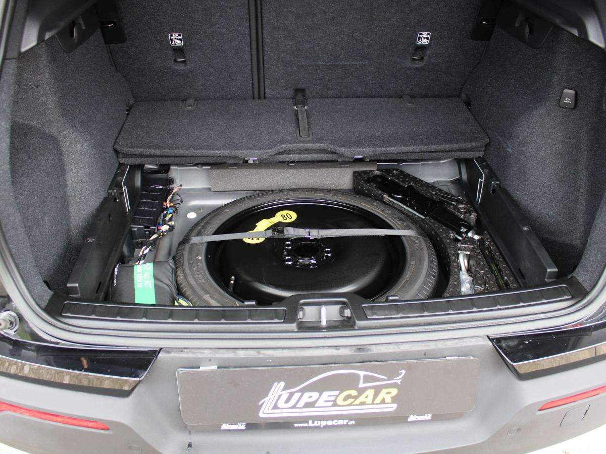 volvo-xc40-2023-gasolina-1477cc
