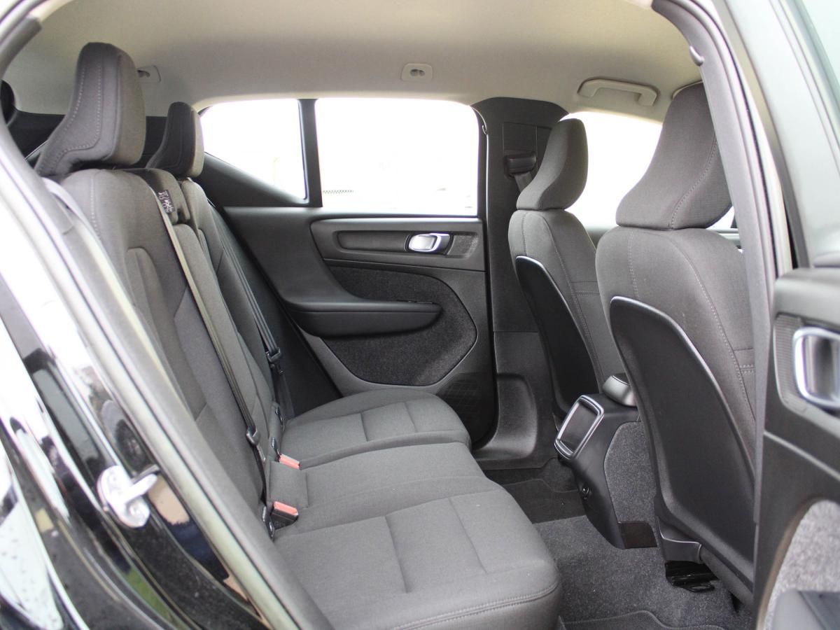 volvo-xc40-2023-gasolina-1477cc