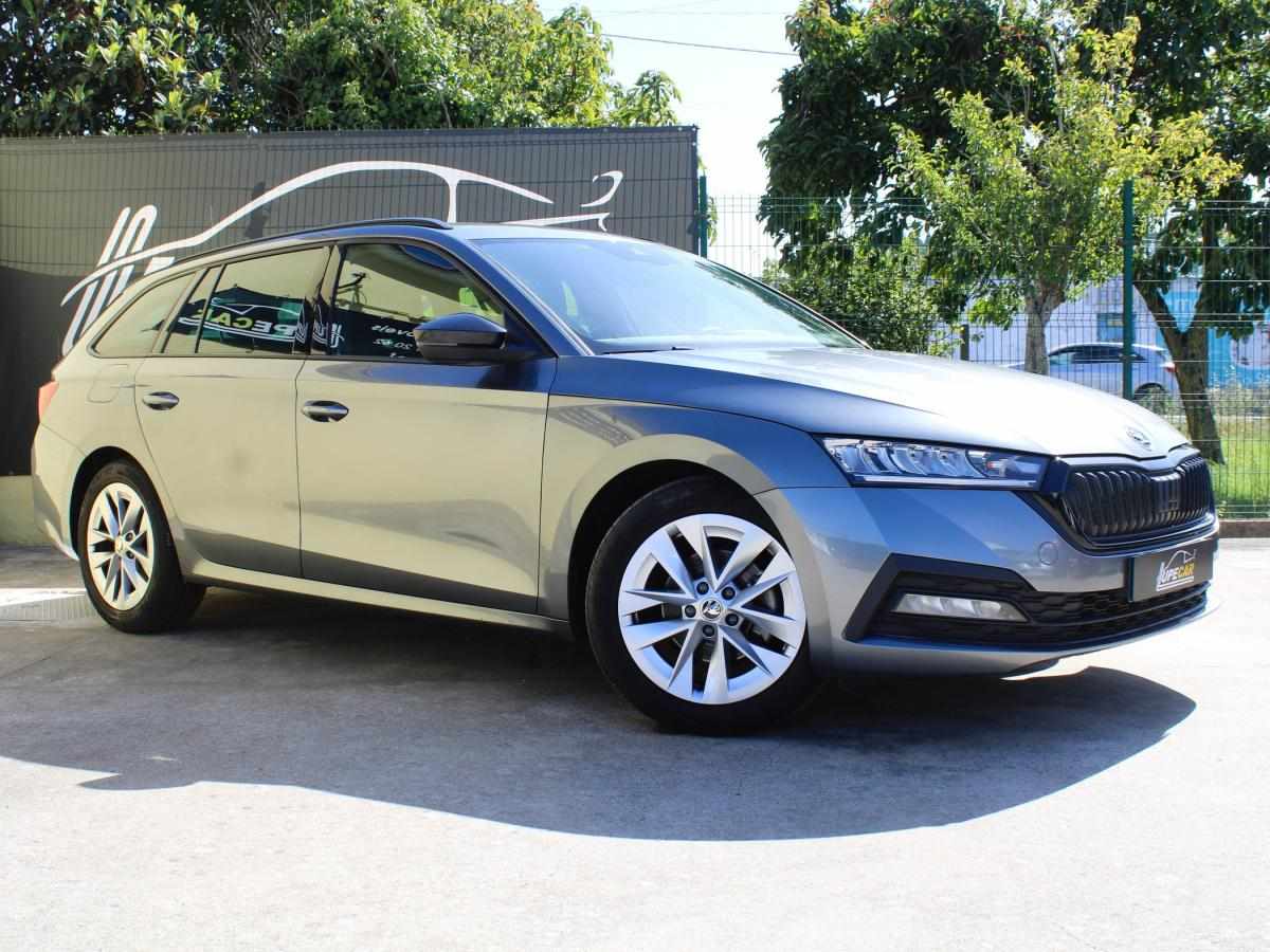 skoda-octavia-break-2023-gasolina-999cc