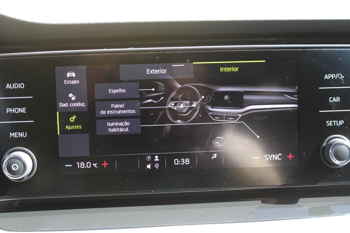 skoda-octavia-break-2023-gasolina-999cc